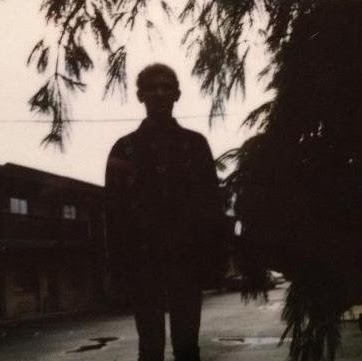 Stephen Nicholas Photo 41