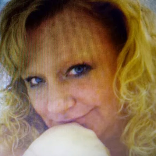 Michelle Tripp Photo 9