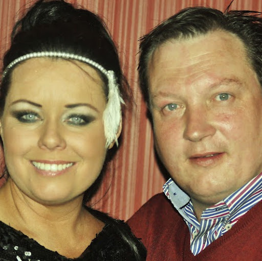 Anna Waters Photo 32