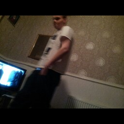 Suzanne Gregory Photo 15