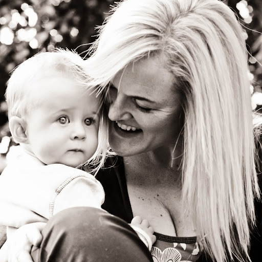 Sarah Gifford Photo 33