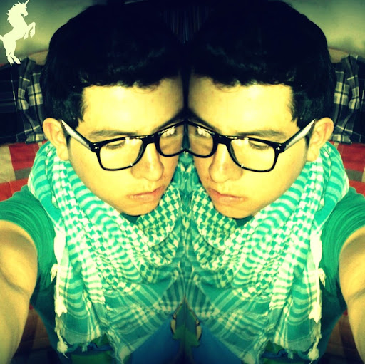 Eduardo Alvarado Photo 23