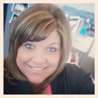 Michele Anderson Photo 22