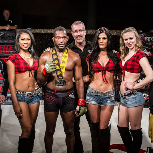 Ernest Robinson Photo 15