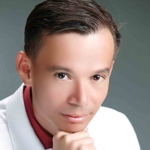 Michael Phan Photo 33