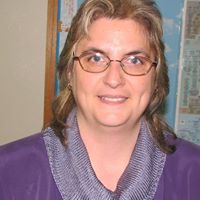 Robin Rhoades Photo 29