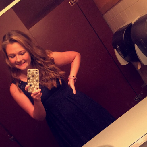 Maddie Fay Photo 10
