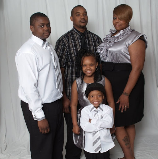 Calvin Richardson Photo 23
