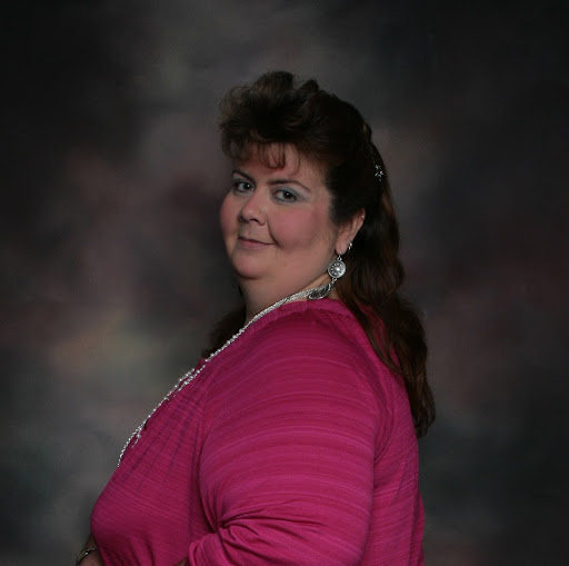 Ellen Jones Photo 22