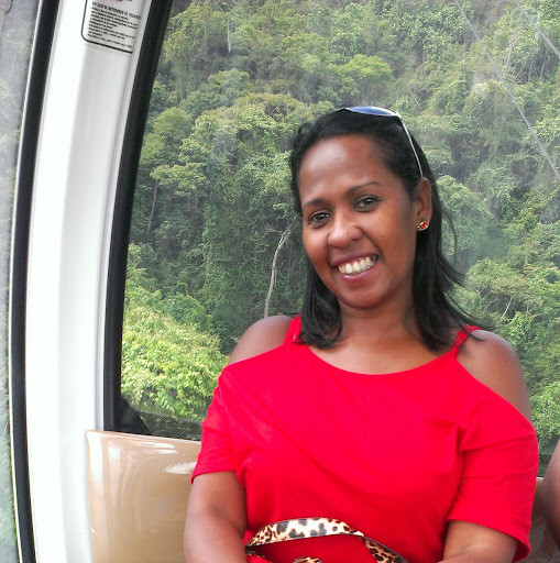 Julia Gallegos Photo 14