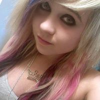 Alyssa Andrews Photo 15