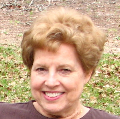 Linda Chandler Photo 17