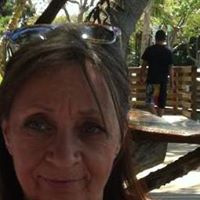 Denise Manos Photo 3