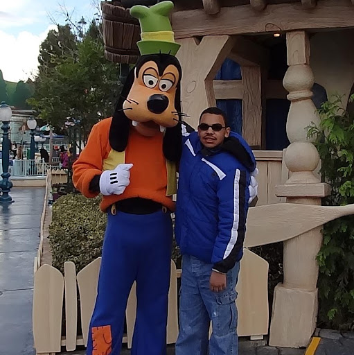 Lawrence Mayfield Photo 4