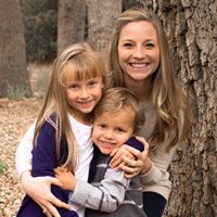 Lisa Derr Photo 35