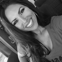 Melanie Ray Photo 34