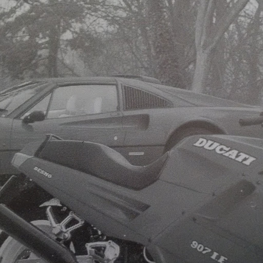 Lindsay Winn Photo 3