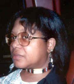 Caryn Anderson Photo 23