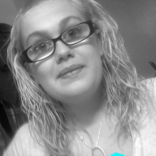 Lisa Vandyke Photo 13