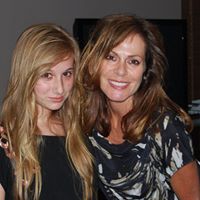 Lucy Golding Photo 4