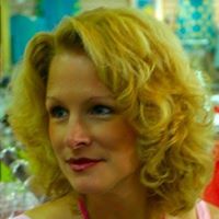 Denise Snyder Photo 18