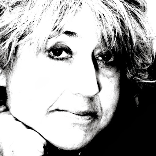 Barbara Bott Photo 3