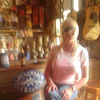 Shelley Shaver Photo 10