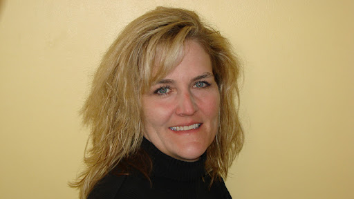 Jennifer Cain Photo 7