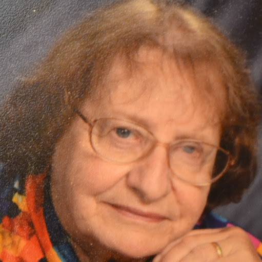Beverly Smith Photo 9