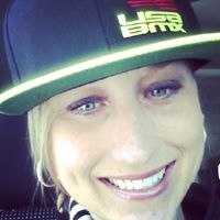 Laura Dickman Photo 7