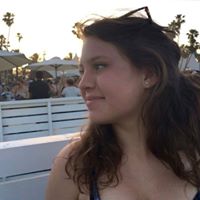 Lucy Rollins Photo 22