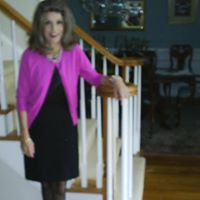 Ellen Nicholas Photo 6