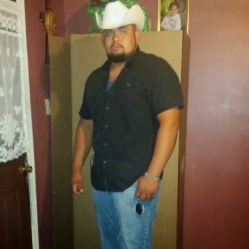 Manuel Ochoa Photo 36