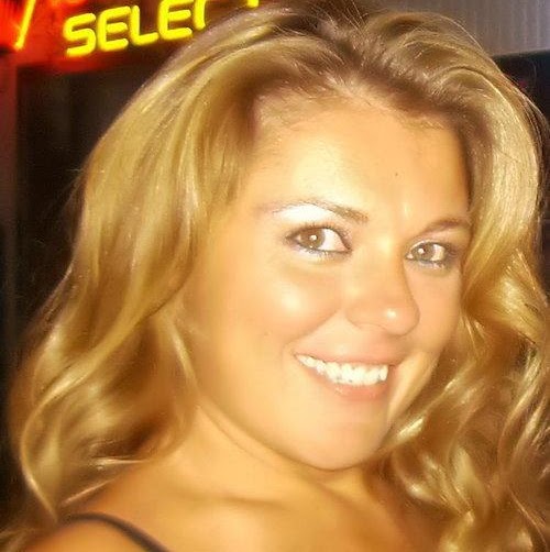 Julie Anthony Photo 26