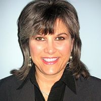 Julie Houser Photo 12