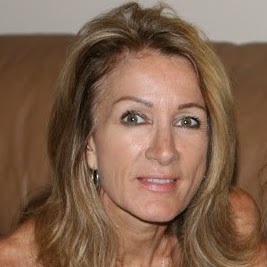 Mary Larsen Photo 12