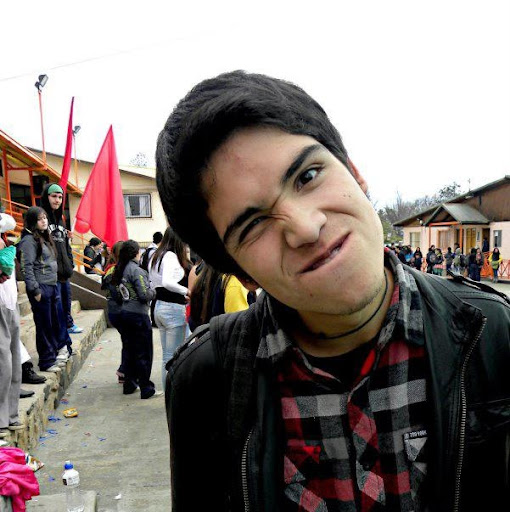 Rene Navarro Photo 34