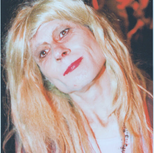 Crystal Andrews Photo 36