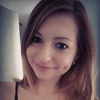 Michelle Knuth Photo 21