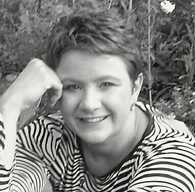 Jennifer Tarantino Photo 16