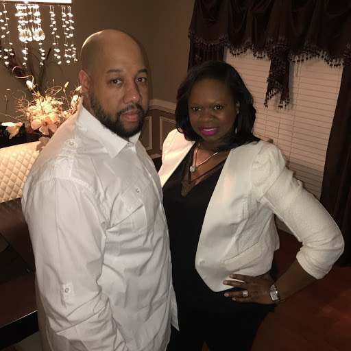 Tracy Travis Photo 33