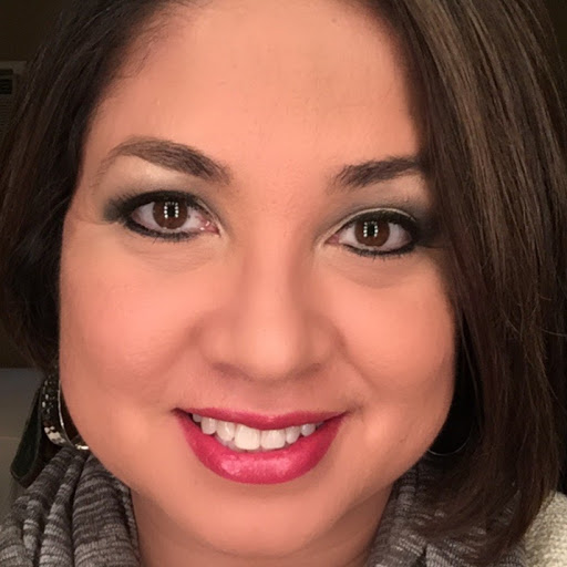 Stacy Ruiz Photo 30