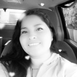 Diana Perez Photo 9