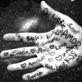 Angelique Mitchell Photo 21