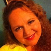 Michelle Martinez Photo 21