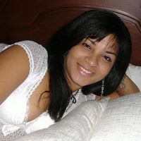 Maria Knowles Photo 16