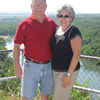 Jennifer Dickinson Photo 17