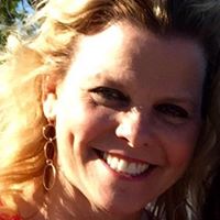 Tracey Walsh Photo 17