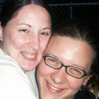 Stephanie Hermes Photo 25