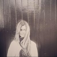 Lucy Hopkins Photo 40